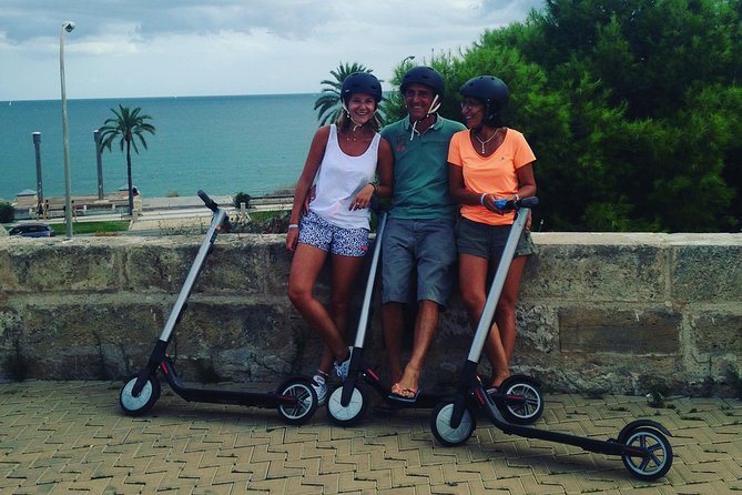 1 Hour Electric Scooter Tour in Palma - The cathedral, Palau de l’Almudaina, and Parque del Mar