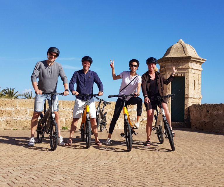 3 Hours Historic E-Bike Tour in Palma de Mallorca - Old Palma by narrow street and church