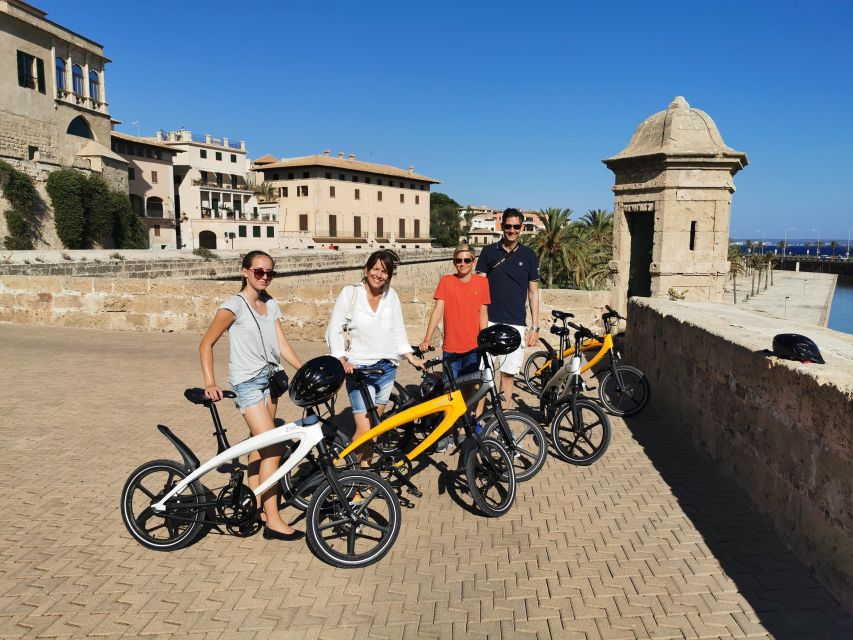 3 Hours Historic E-Bike Tour in Palma de Mallorca - Seafront cycling on the way to Bellver Castle