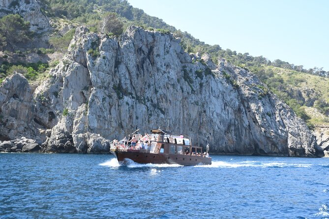 5-Hour Guided Robinson Boat Day Tour in Northern Mallorca - Cabo Formentor and the lighthouse cliffs