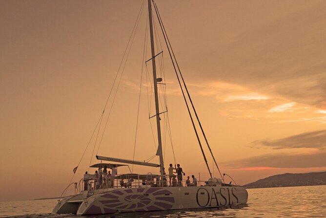 Adult Only Sunset Catamaran Palma bay - La Cueva Verde is the active part of the evening