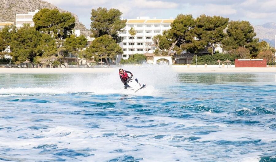 Alcudia: 30-Minute Jet Ski Adventure for Beginners & Photos - Key points to know before you book