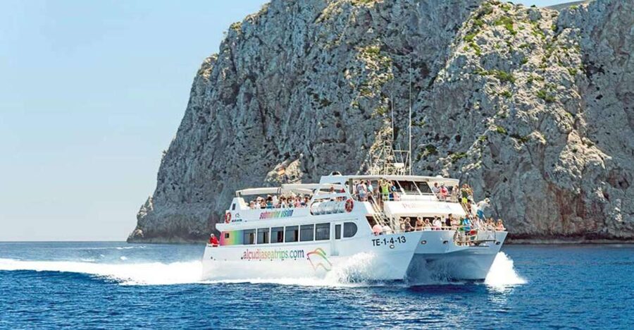 Alcudia: Boat Trip to Cap de Formentor and Formentor - Leaving Port Alcudia for Mallorca’s north coast