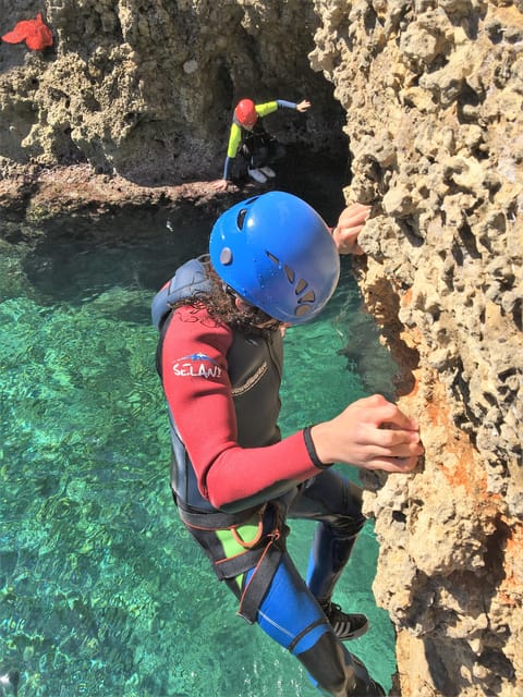 Alcudia: Coasteering Cliff Jumping - Who should book this experience?