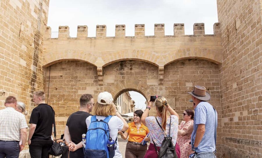 Alcudia Old Town Private Tour - Key points at a glance
