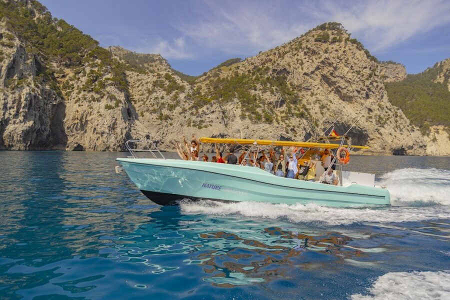 Alcudia: Pirate Cave, Parc Natural & Snorkel - What to Bring for a Better Trip