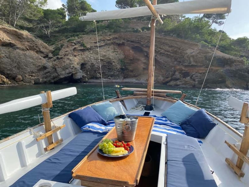 Alcudia, Private Tour: Scenic 2.5-Hour Boat Tour - Key points to know before booking
