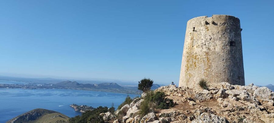 Alcudia: Quad Sightseeing Tour with Viewpoint and Beach - What the $108 price includes