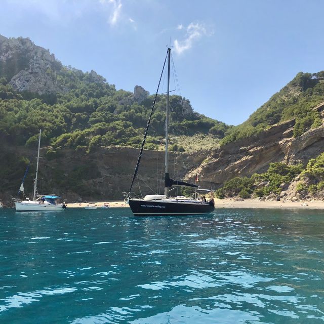 Alcudia: Romantic Sailing Trip with Diner for 2 - Is $1,001 a fair price for two?