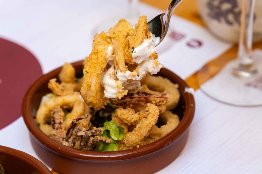 Alcudia: Self-Guided Gourmet Tapas and Wine Tour - Stop four: finish with a drink or coffee