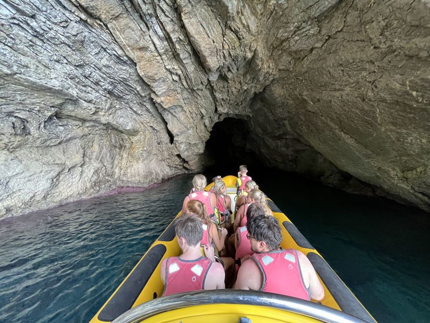 Alcudia: Speedboat Tour of Northern Mallorca & Hotel Pickup - A fast look at northern Mallorca from Alcúdia Bay