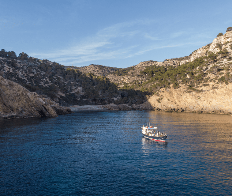 Andratx: 2h Afternoon Tour & snorkelling - Leaving Sant Elm for Andratx by boat