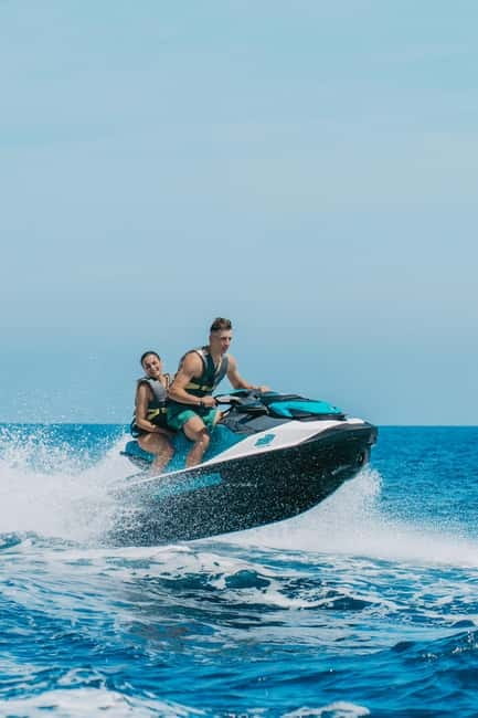 Andratx: Jetski Tour 30' - Learning the controls before the fun begins
