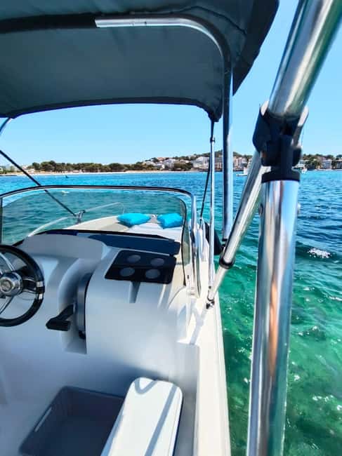 Boat Rental Without Licence ( Santa Ponsa ) - Setting off from Santa Ponsa pier
