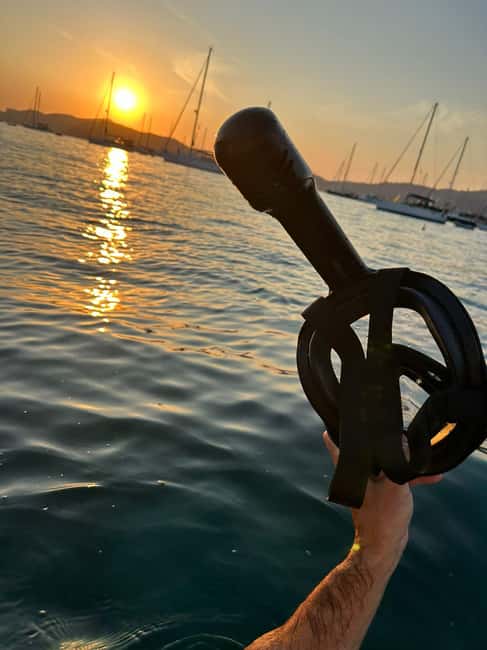 Boat Rental Without Licence ( Santa Ponsa ) - Snorkeling with the included gear