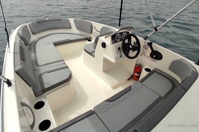 Boat rental without license - B452 'Doris' (4p) - Can Pastilla - Taking the controls at Can Pastilla