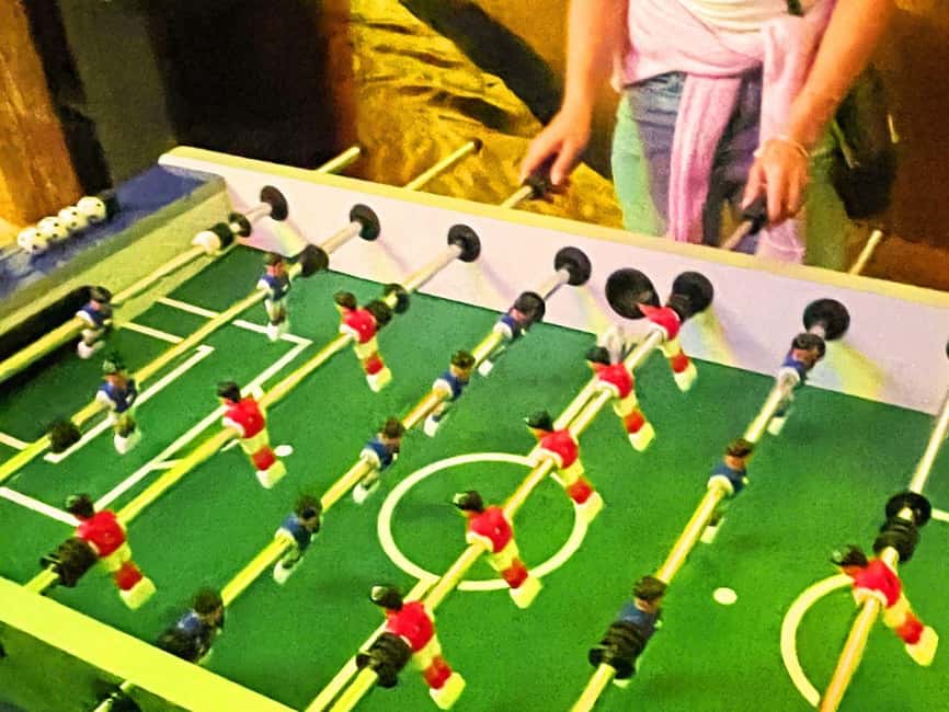 Cala Millor: indoor game "FunChallenge",duels,creative tasks - Seven duels keep the pace moving