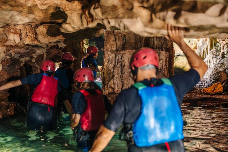 Cala Varques: Guided Sea Caves Kayak & Snorkeling Expedition - Returning by kayak to Estany d’en Mas