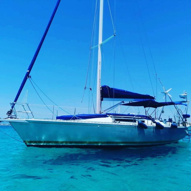 Can Pastilla: Sailboat Tour with Snorkeling, Tapas & Drinks - Why the small group changes the experience