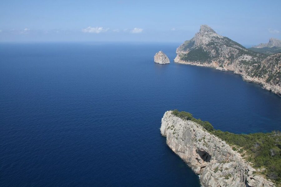 Cap de Formentor: Market, Beach, and Alcudia Tour - Pickup, timing, and the real shape of the day