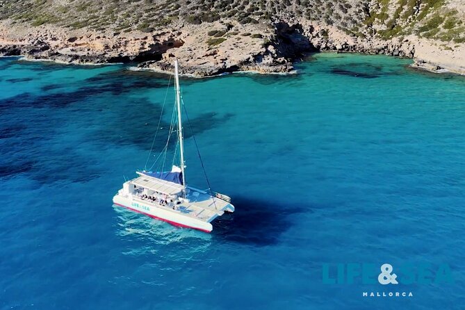 Catamaran with BBQ in the Bay of Palma - Two swimming stops in clear Mediterranean water