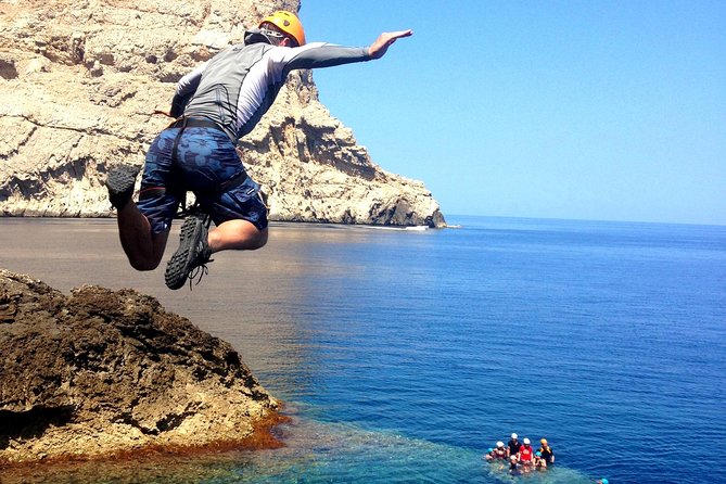 Coasteering Cliff jumping - Starting near Cielo de Bonaire at 9:50 am