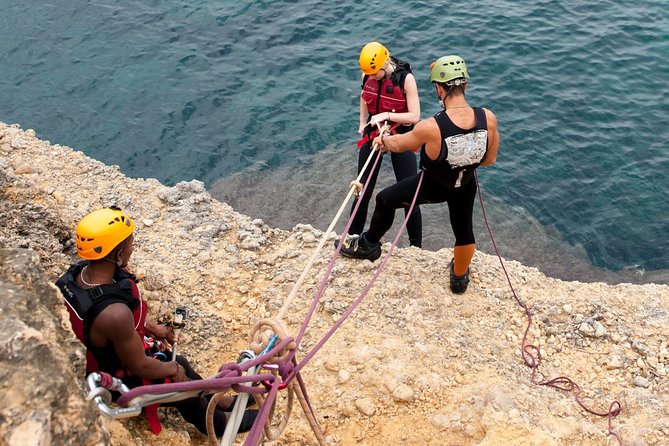 Coasteering in South Mallorca with Transfers - Scrambling, psicobloc, and the rappel sections