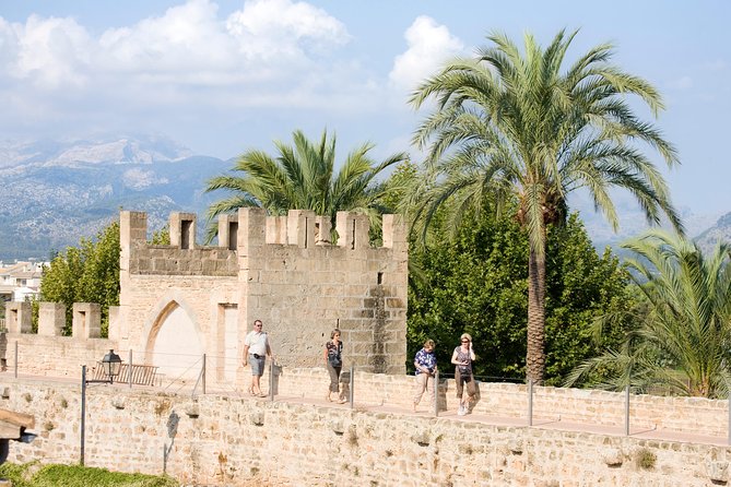 Discover Alcudia old town on a private walking tour - Key points at a glance
