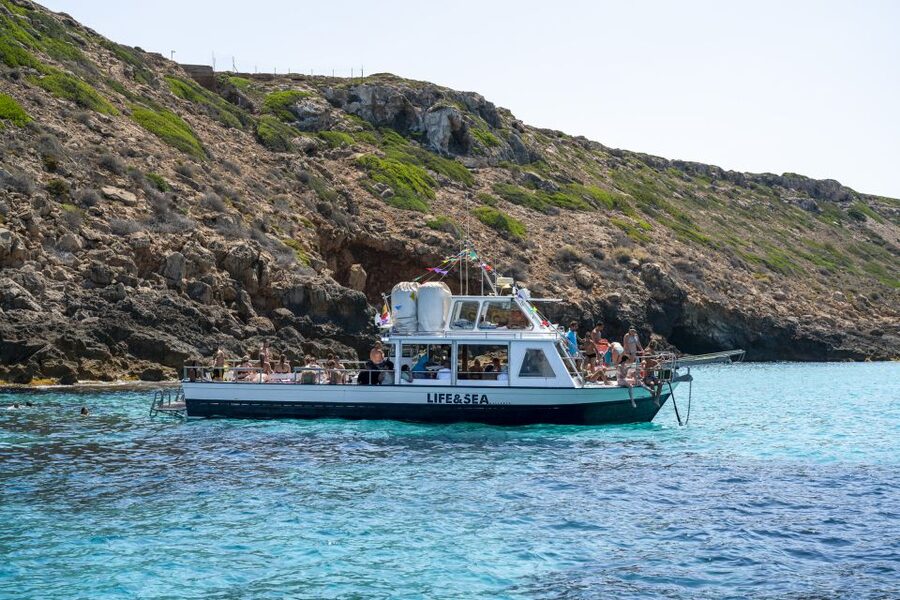 El Arenal, Mallorca: Bay of Palma Boat Tour with Snorkeling - What this two-hour Mallorca boat trip is really like