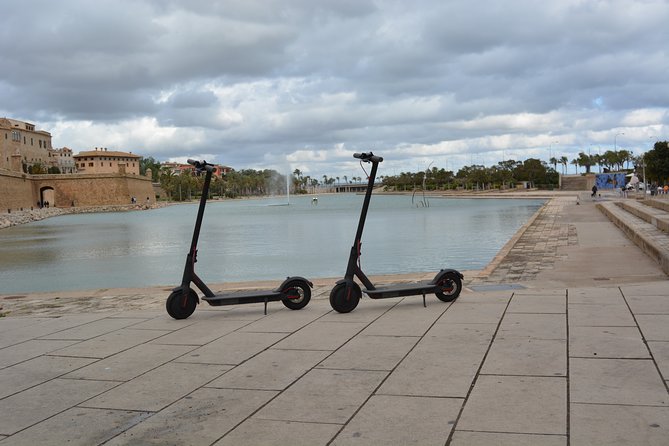Electric kick scooter rental in Palma de Mallorca - Staff service and the small details that matter