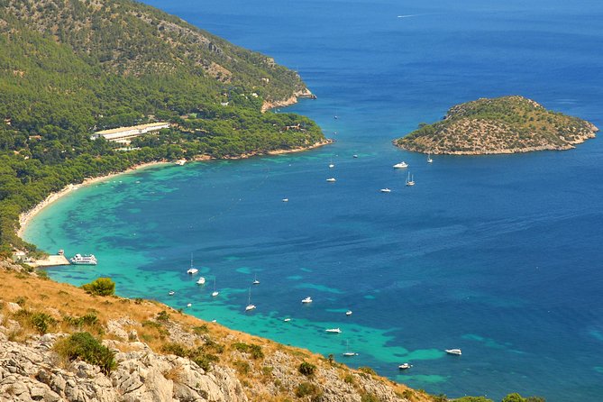 Formentor with boat trip + local market - Port de Pollença and the end of the route