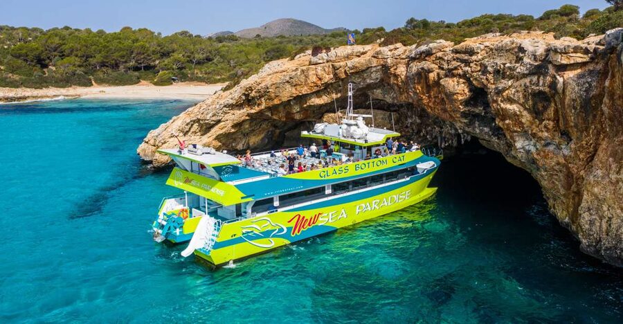 From Calas de Mallorca: Scenic Glass Bottom Boat Tour - The 2 p.m. cruise toward Porto Cristo