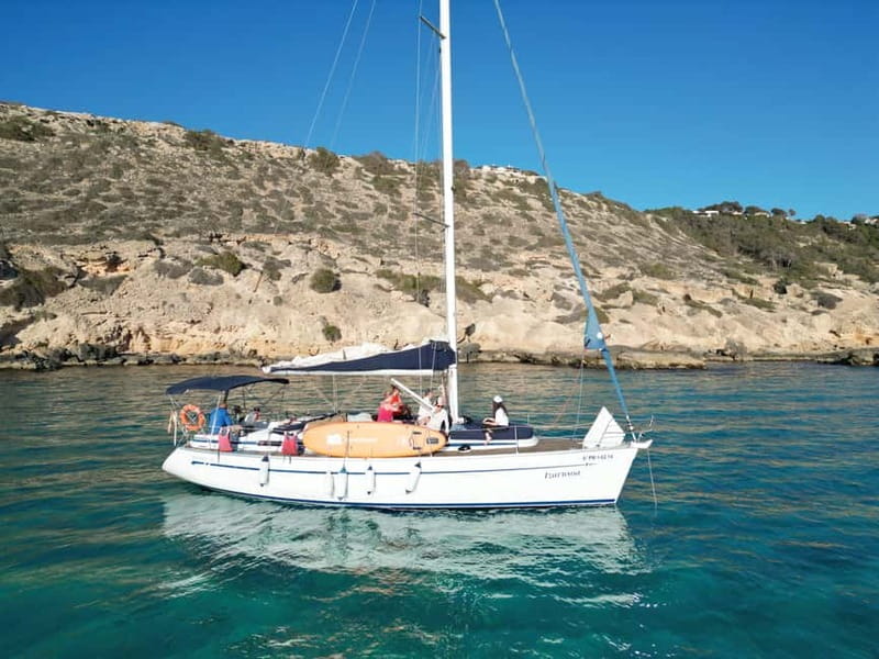 From can Pastilla : Sailing boat trip with Food & Drinks - Cala Vella: the longer stop with lunch