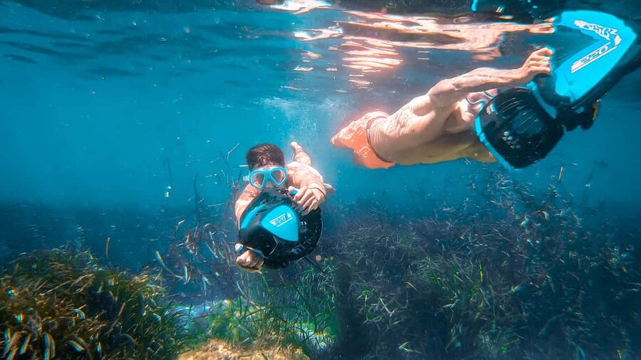 From Magaluf: Palma Bay Sightseeing Cruise with Live Music - Why the live saxophone matters