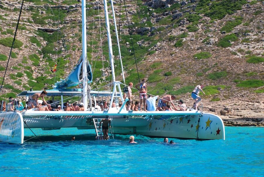From Palma de Mallorca: Boat Cruise to Illetes - Timing the cruise around your Palma plans