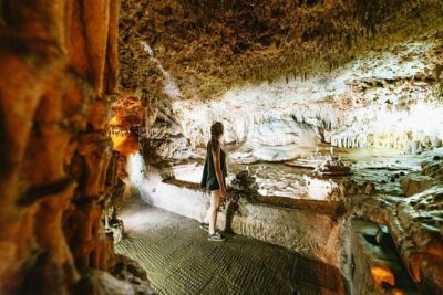 Full-day Tour to Drach Caves and Portocristo Town