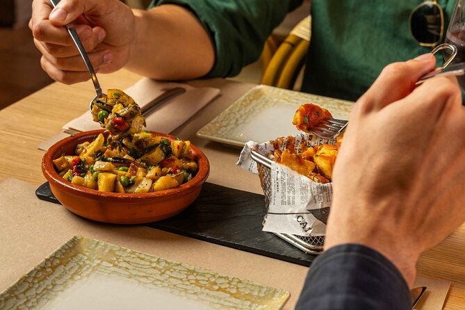 Gourmet Tapas and Wine Tour in Alcudia Old Town - Timing, transport, and simple planning tips
