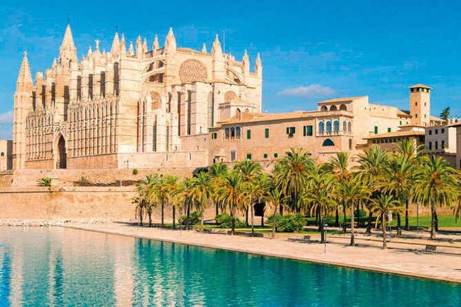 Guided Route through Palma with Cathedral and visit to Valldemossa (4H) - Pace, group size, and practical comfort