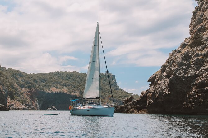 Half Day Private Sailing Tour along the Tramuntana Coast - What the private boat changes