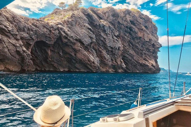 Half Day Sailing Excursion along the Coast with Sunset - Cala Deià and two hours in clear water