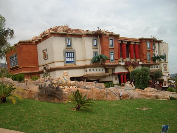 Katmandu Park Entrance with Transfers - Key points before you book