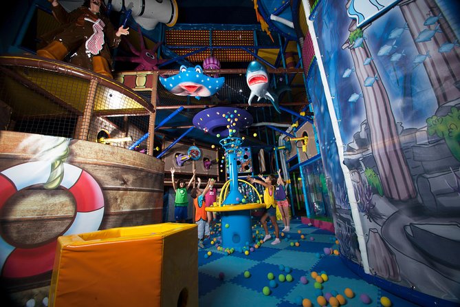 Katmandu Park Entrance with Transfers - Who will enjoy this outing most?