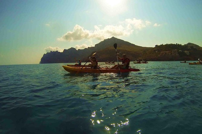 Kayak & Coasteering - Swimming and snorkeling at your own pace