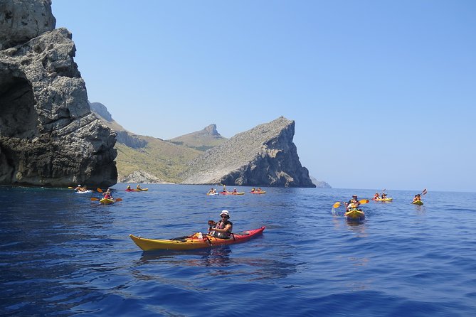 Kayak & Coasteering - Who will get the most from this morning