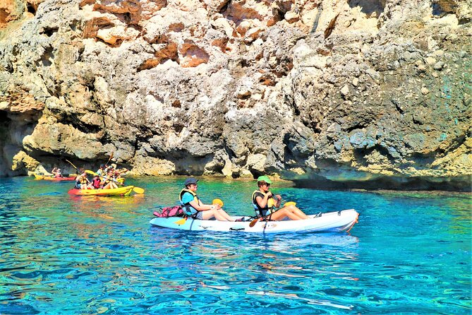 Kayak Secret Beach - Timing, group size, and practical planning