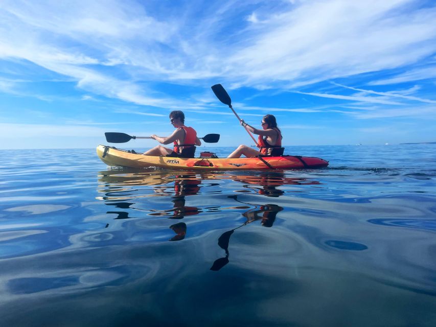 Kayak Tour Bay of Palma - Getting comfortable in the kayak before leaving shore