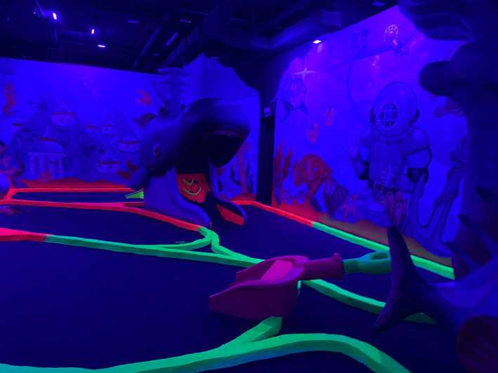 Magaluf ; Minigolf indoor - Key points at a glance
