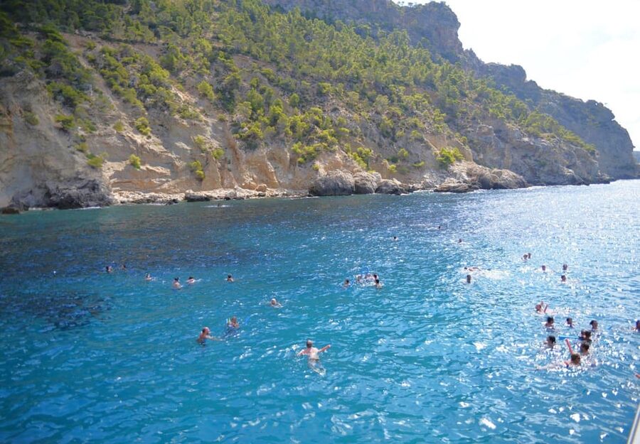 Mallorca: 2-Hour Coastline & Malgrat Islands Catamaran Tour - Around the Malgrats Islands Marine Reserve