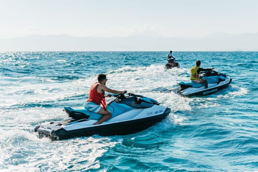 Mallorca: 25-Minute Palma Beach Jet Ski Excursion - Speed, waves, turns, and photo time