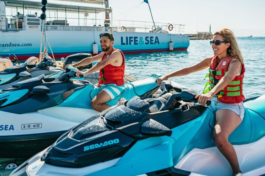 Mallorca: 25-Minute Palma Beach Jet Ski Excursion - What to bring, and what to leave behind